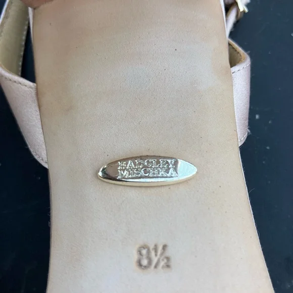 Badgley Mischka Women's Elegant Blush pink Embellished Heels - Cream - Picture 3 of 8